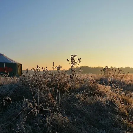 Luxury tent Dzika Jurta Na Lebkach Lebki